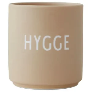 Super-Preis Design Letters Becher 8 cm Favourite Dänische Worte Hygge beige