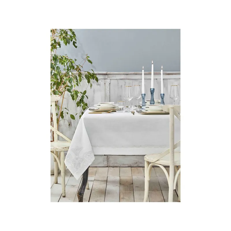 Karaca Home Ades White Französische Spitzentischdecke 160cm x 240cm Abverkauf